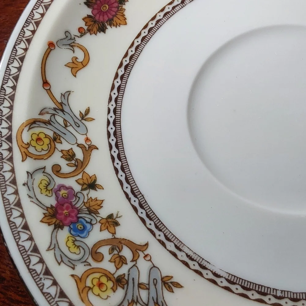 vintage Royal Embassy‎ Wheeling 5-piece china place setting